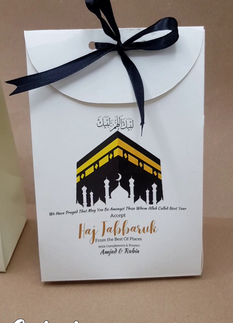 Hajj & Umrah Tabarruk Gift Set – Customized Bag, Tin Box & Zamzam Bottle (Complete Package)